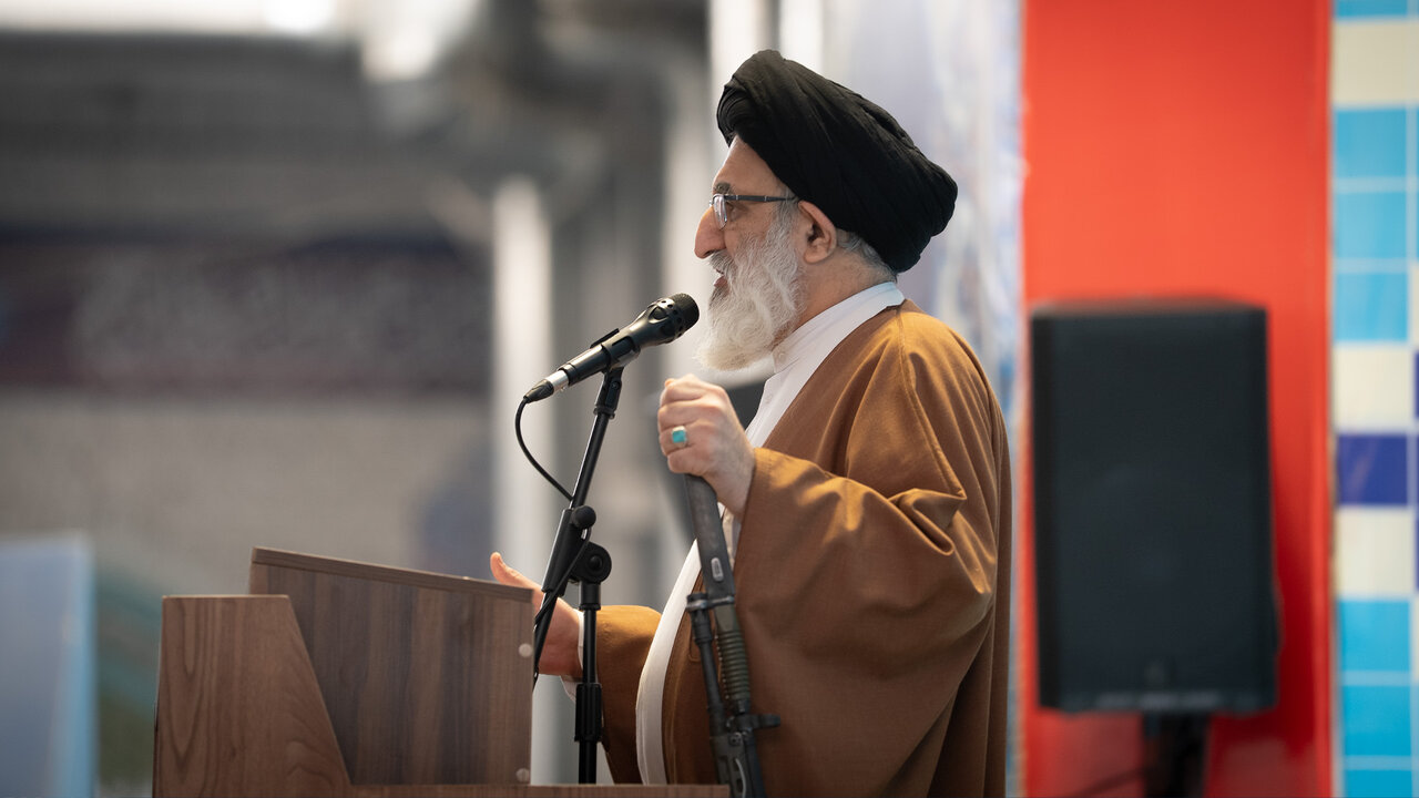 دشمن به‌دنبال سوءاستفاده از اعتراض‌ها برای اقدامات خرابکارانه‌ است/  دشمنان در کمین‌اند تا اعتراض‌ها را به اغتشاش تبدیل کنند