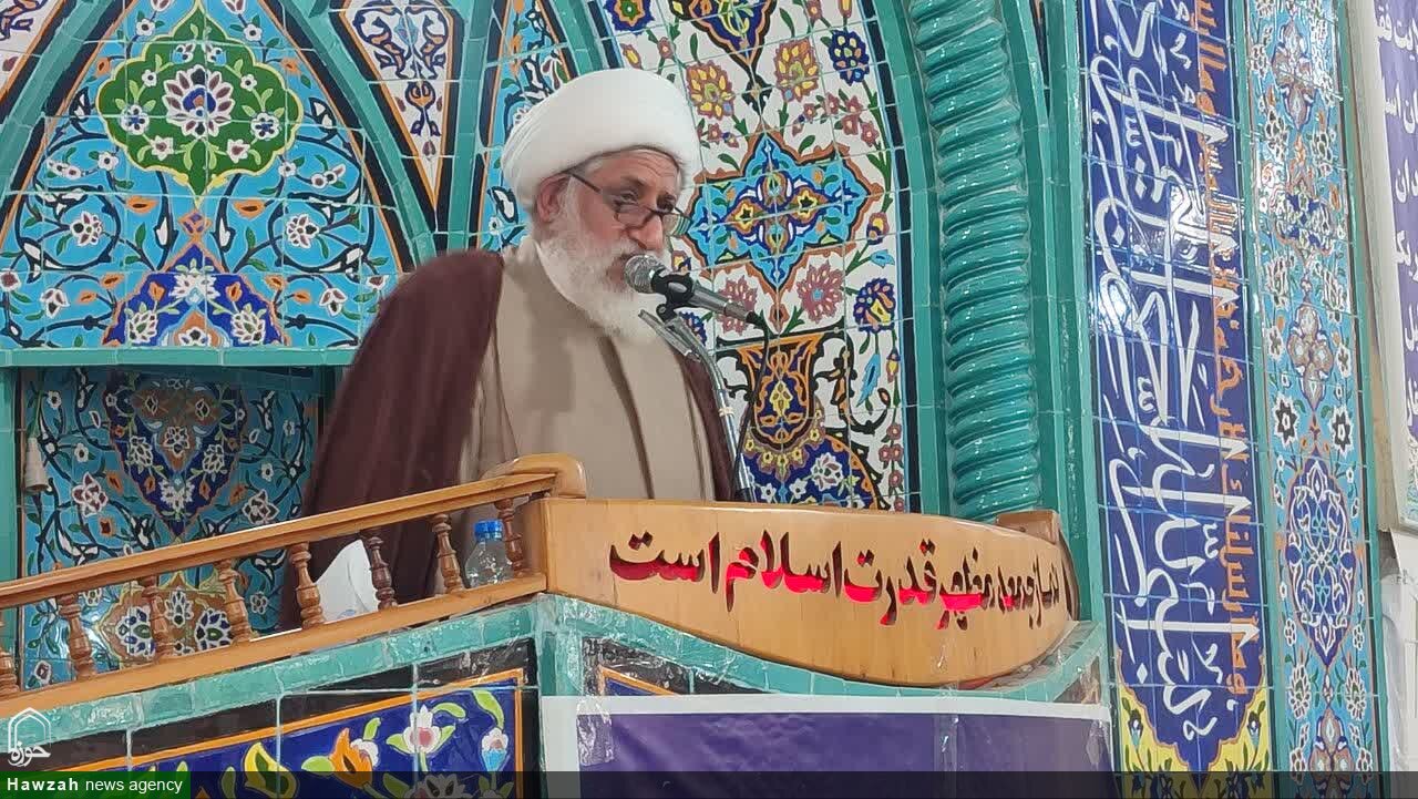 اعتکاف فرصتی برای بازگشت به محوریت خدا و ثبات در برابر فتنه‌ها است