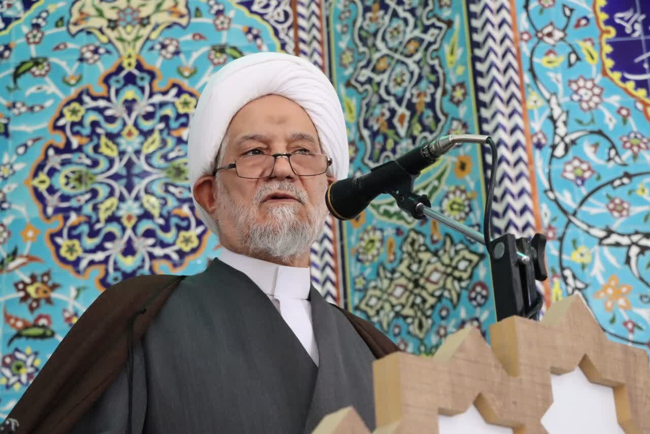 ایستادگی آیت الله مصباح در برابر هجمه‌های فرهنگی و فکری غرب و جریان‌های منحرف