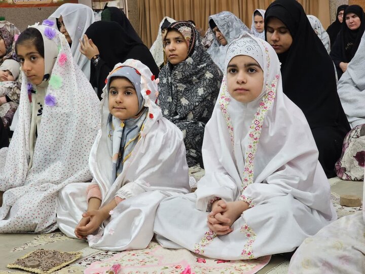 تصاویر/ دیدار حجت‌الاسلام والمسلمین پورذهبی با معتکفین مسجد امام حسین(ع) بیجار