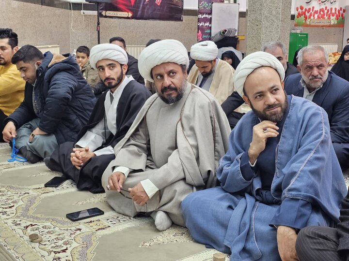 تصاویر/ دیدار حجت‌الاسلام والمسلمین پورذهبی با معتکفین مسجد امام حسین(ع) بیجار
