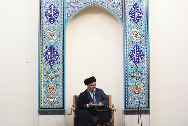 تصاویر/ مراسم عمامه گذاری طلاب توسط آیت الله العظمی مکارم شیرازی