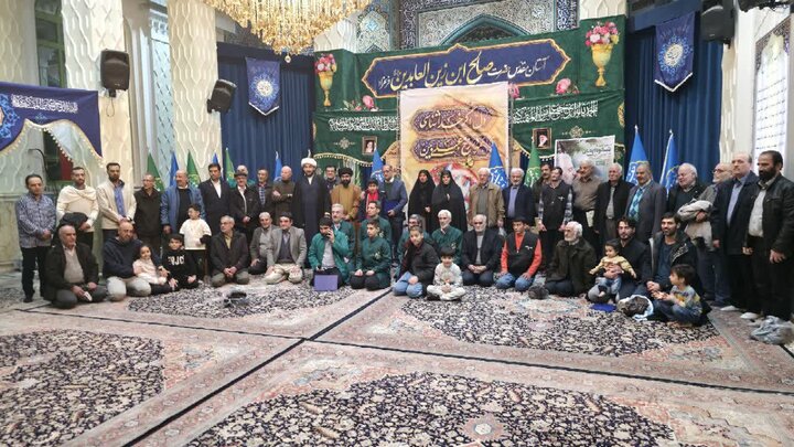 تصاویر/ تکریم پدران شهدا و آیین ملبس شدن خدام در حرم امامزاده صالح(ع)