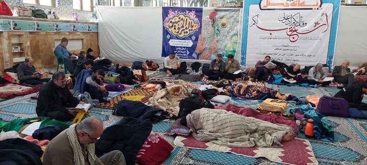 تصاویر/ آغاز اعتکاف مردمی در آستان علی بن باقر(ع)