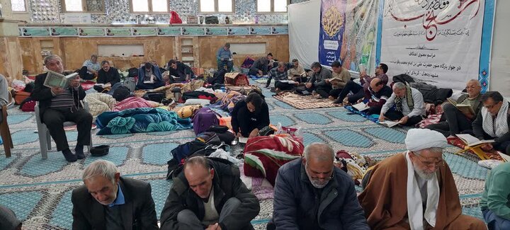 تصاویر/ آغاز اعتکاف مردمی در آستان علی بن باقر(ع)