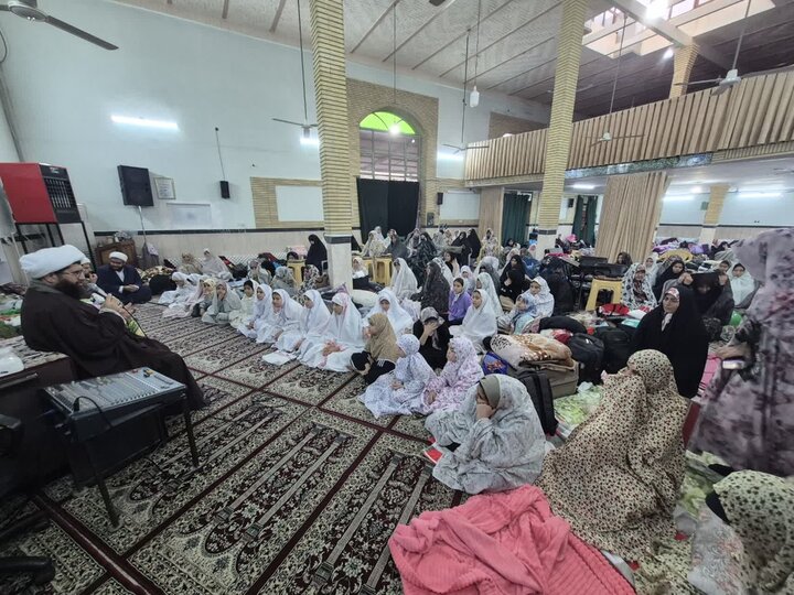 تصاویر/ حضور امام جمعه پاکدشت در جمع معتکفین