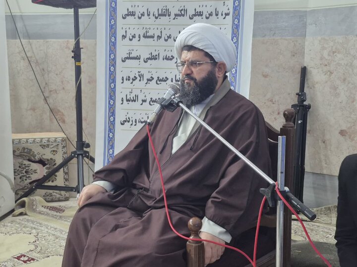 تصاویر/ حضور امام جمعه پاکدشت در جمع معتکفین