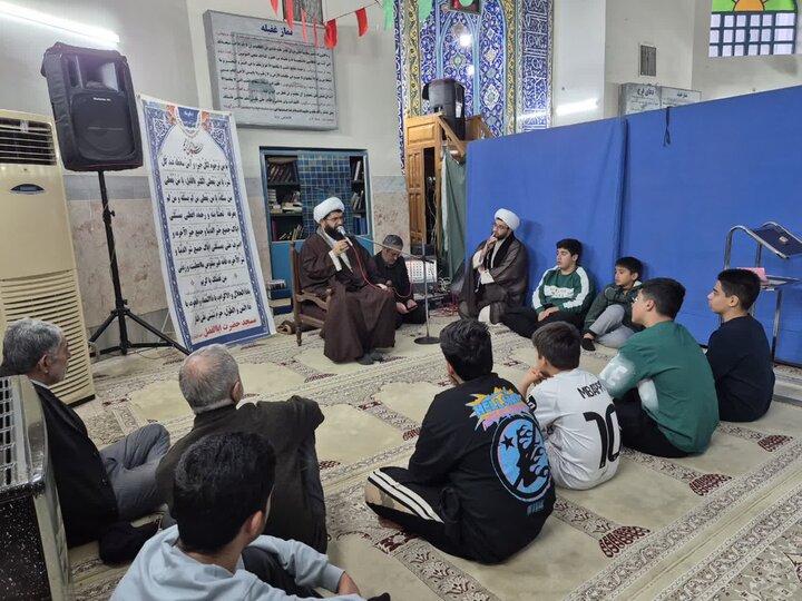 تصاویر/ حضور امام جمعه پاکدشت در جمع معتکفین