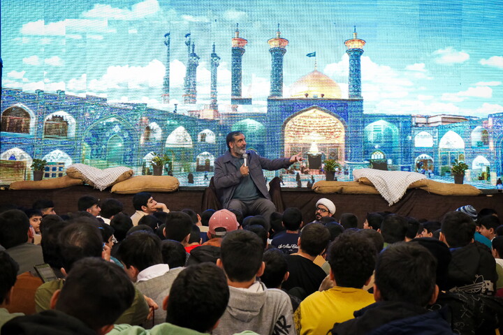 تصاویر/ آغاز آیین اعتکاف رجبیه در مصلی قدس