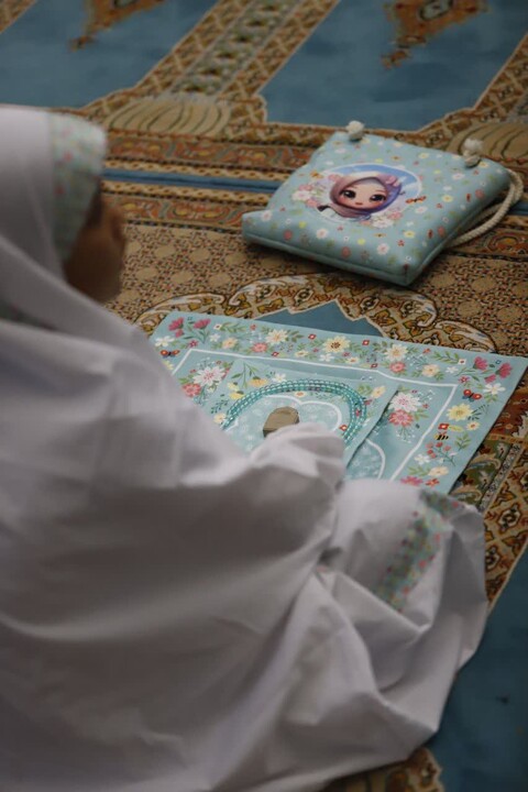 حضور پرشور دانش‌آموزان مهستانی در اعتکاف دانش‌آموزی دختران مسجد الغدیر