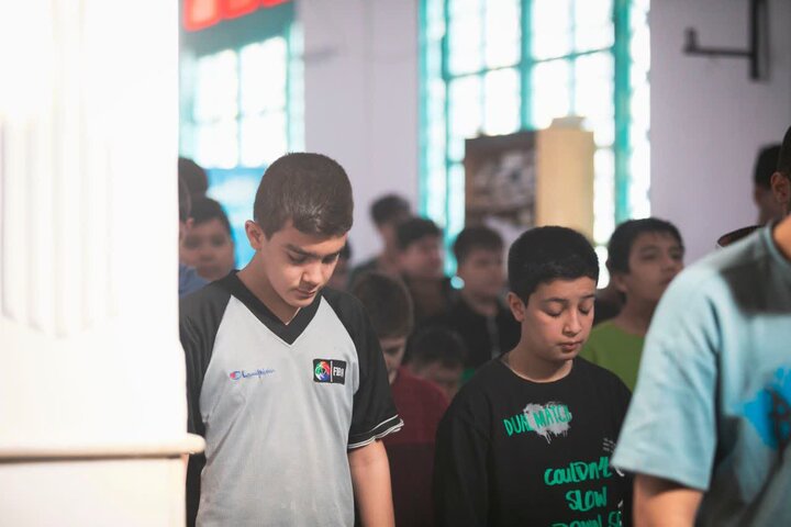 تصاویر/ اعتکاف دانش آموزی در امامزادگان ابراهیم و محمد(ع)