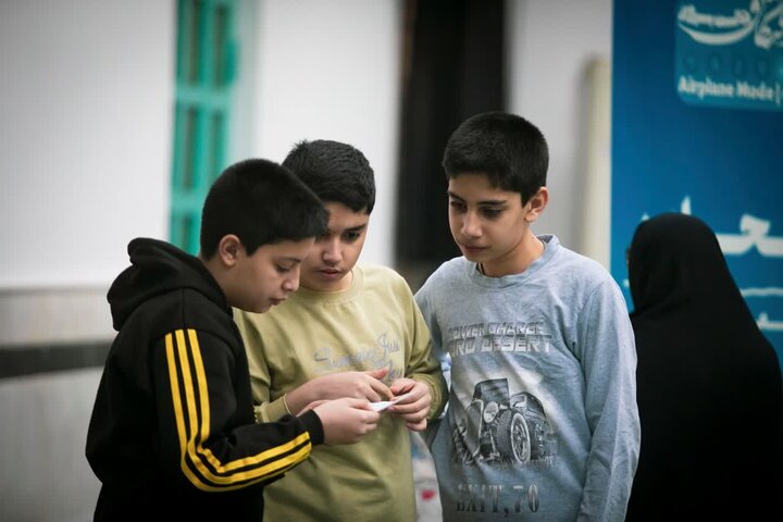 تصاویر/ اعتکاف دانش آموزی در امامزادگان ابراهیم و محمد(ع)