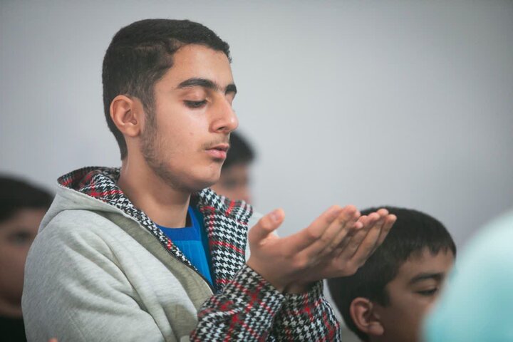 تصاویر/ اعتکاف دانش آموزی در امامزادگان ابراهیم و محمد(ع)