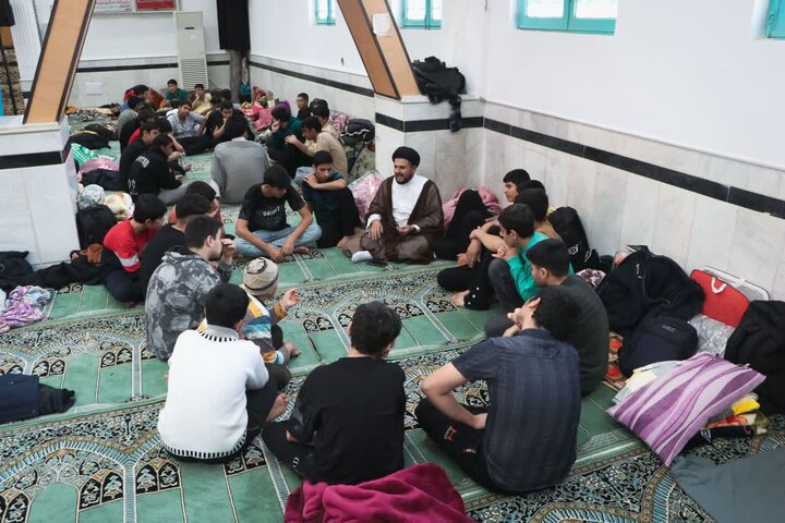 تصاویر/ اعتکاف دانش آموزی در امامزادگان ابراهیم و محمد(ع)