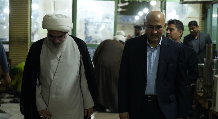 تصاویر/ حضور امام جمعه بوشهر در جمع معتکفین