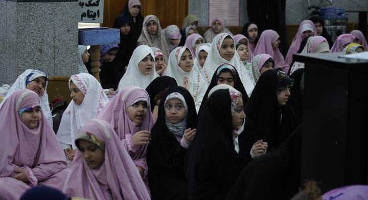 تصاویر/ حضور امام جمعه بوشهر در جمع معتکفین