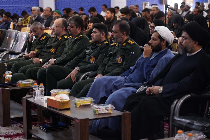 تصاویر/ آیین تجلیل از برترین‌های شبکه بسیج صالحین بوشهر