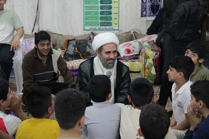 تصاویر/ حضور مدیر حوزه علمیه بوشهر در جمع معتکفین چغادک