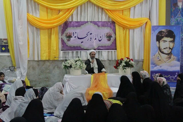 تصاویر/ حضور مدیر حوزه علمیه بوشهر در جمع معتکفین چغادک