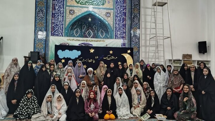 تصاویر/ حضور امام جمعه ورامین در جمع معتکفین