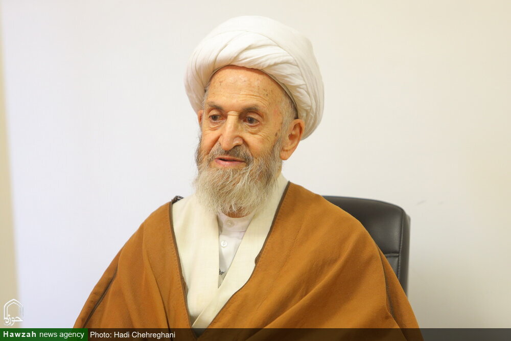 ওলামা ও বিজ্ঞানীদের সম্মান করা আমাদের নৈতিক কর্তব্য