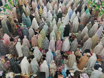 حضور بانوان مبلغ در جمع معتکفین مسجد جامع جمهوری اسلامی در تهران