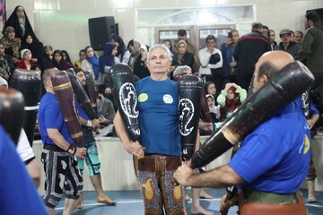 تصاویر/ جشن میلاد امام علی (ع) در زورخانه مولا علی(ع) سمنان