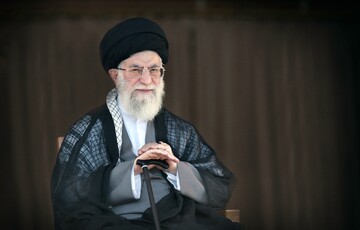 زینب کبری (س) در برابر حکّام مغرور و متکبّر، مظهر ایستادگی و اقتدار است