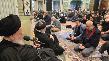 تصاویر/ مراسم سوگواری وفات حضرت زینب(س) در مسجد غدیر خم