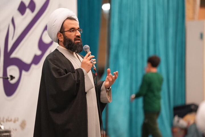 تصاویر/ اعتکاف دانش آموزی در مصلای ارومیه