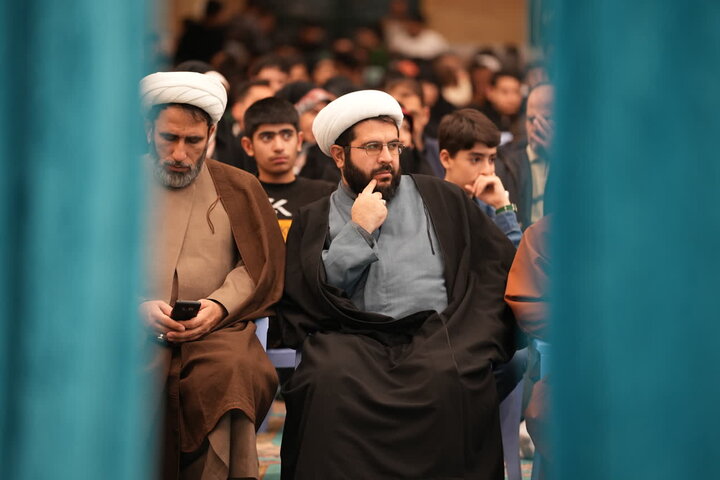 تصاویر/ اعتکاف دانش آموزی در مصلای ارومیه