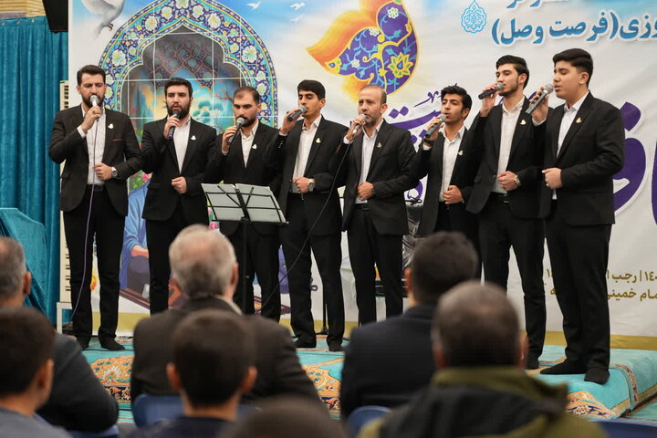 تصاویر/ اعتکاف دانش آموزی در مصلای ارومیه