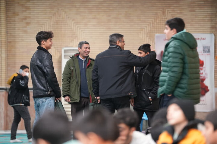 تصاویر/ اعتکاف دانش آموزی در مصلای ارومیه