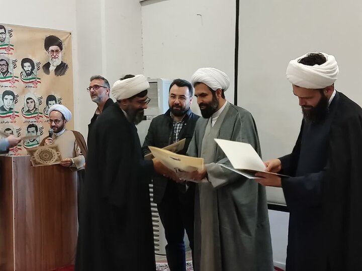 مراسم تجلیل از جهادگران حوزوی استان گیلان برگزار شد