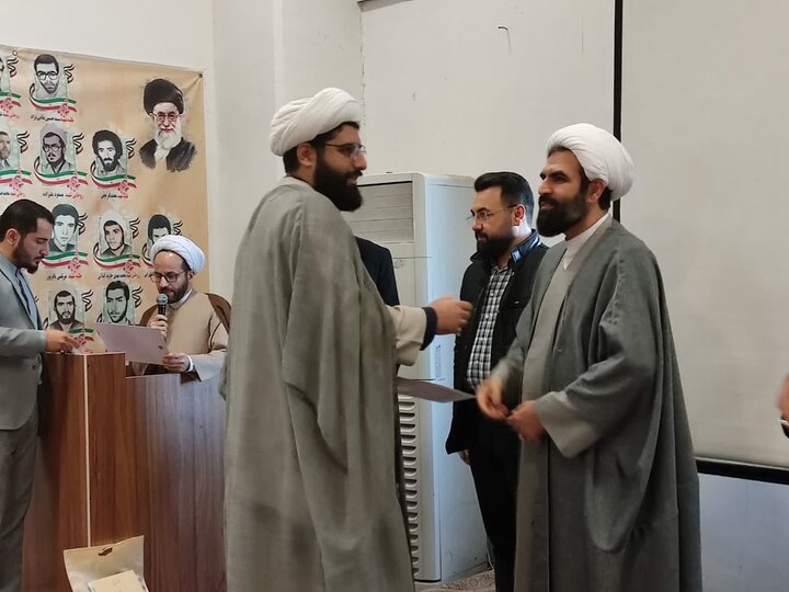 مراسم تجلیل از جهادگران حوزوی استان گیلان برگزار شد