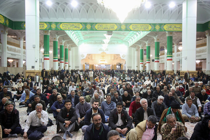 جشن شام میلاد امام علی (ع) در حرم بانوی کرامت + تصاویر