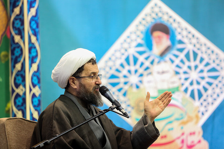 جشن شام میلاد امام علی (ع) در حرم بانوی کرامت + تصاویر