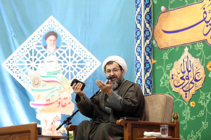 جشن شام میلاد امام علی (ع) در حرم بانوی کرامت + تصاویر