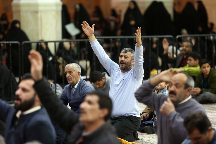 جشن شام میلاد امام علی (ع) در حرم بانوی کرامت + تصاویر