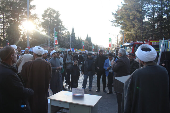 اجرای برنامه‌های فرهنگی و تریبون آزاد در موکب طلاب سطح عالی کرمان