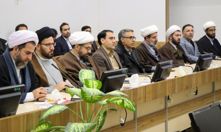 تصاویر/ جلسه شورای همکاری آموزش‌وپرورش و حوزه علمیه استان زنجان