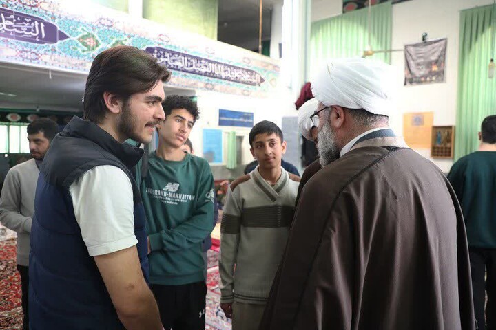 تصاویر/ نماینده ولی فقیه در استان سمنان در جمع معتکفین شهر درجزین