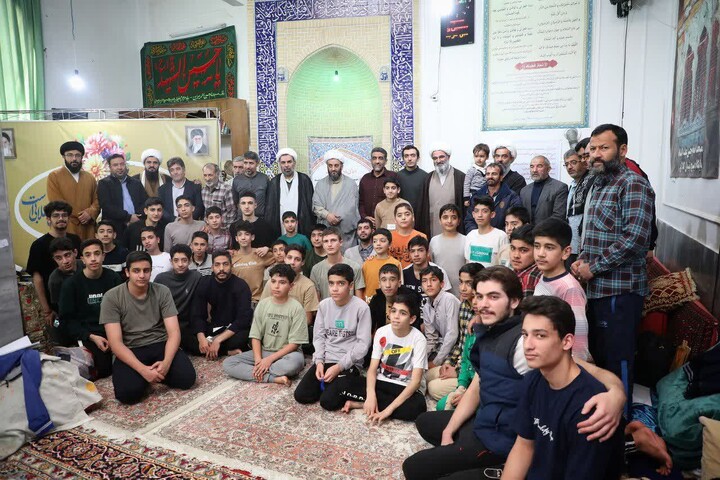 تصاویر/ نماینده ولی فقیه در استان سمنان در جمع معتکفین شهر درجزین