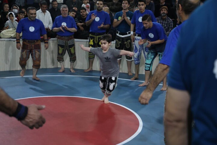 تصاویر/ جشن میلاد امام علی (ع) در زورخانه مولا علی(ع) سمنان