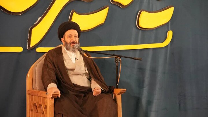 تصاویر/ مراسم معنوی اعتکاف نخبگان