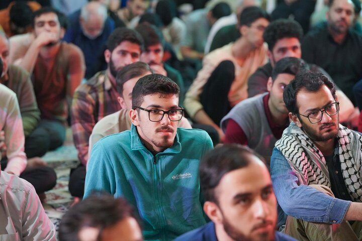 تصاویر/ مراسم معنوی اعتکاف نخبگان