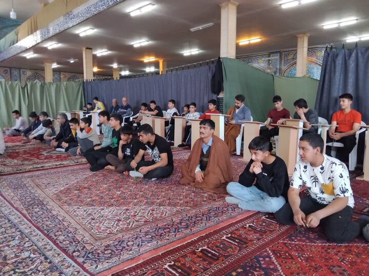 تصاویر/آیین اعتکاف در مسجدجامع جوشقان قالی