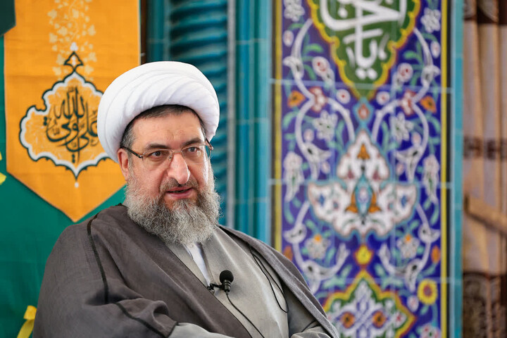 تصاویر | حضور نماینده ولی فقیه در استان آذربایجان شرقی در جمع معتکفین تبریزی