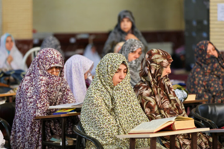 تصاویر | حضور نماینده ولی فقیه در استان آذربایجان شرقی در جمع معتکفین تبریزی