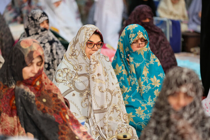 تصاویر | حضور نماینده ولی فقیه در استان آذربایجان شرقی در جمع معتکفین تبریزی